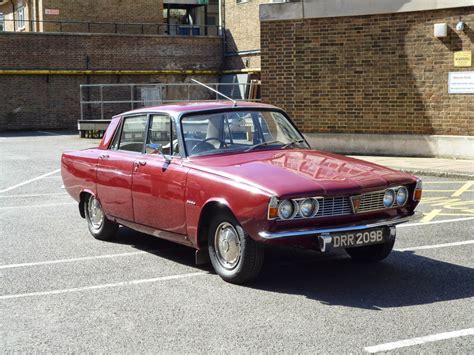 The Rover P6 Club .